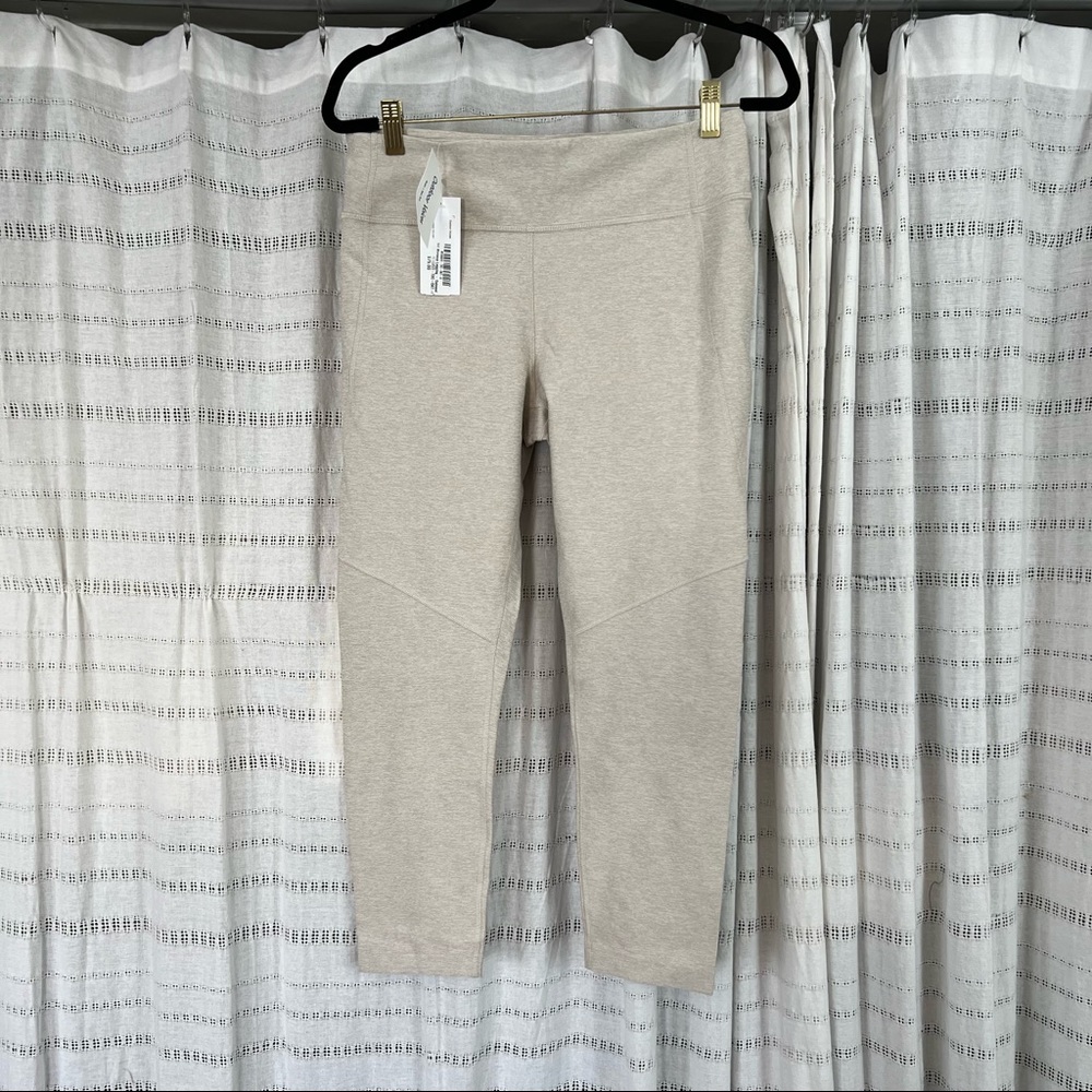 Outdoor Voices 3/4 Warm-Up Legging in Oatmeal NWT